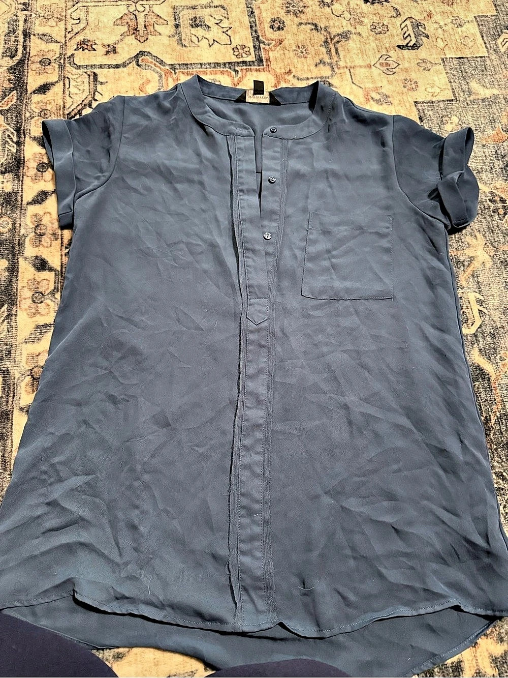 Simply Vera Wang Gray Snap-Front Blouse Size XS Like New